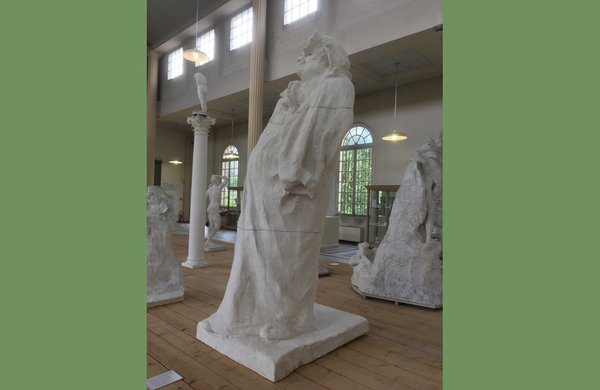 Balzac en robe de chambre, commande de la Société des gens de lettres qui ne fut pas acceptée.