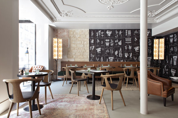 Au rez-de-chaussée, rencontres de styles pour favoriser aussi les échanges humains.