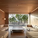 Le salon est un prolongement de la nature extérieure.