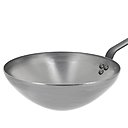 Ce Wok est parfait pour une cuisson saine et rapide des aliments, avec très peu de matière grasse. Ustensile Mineral B Element en tôle d’acier blanche revêtue de cire d’abeille, une protection temporaire contre l’oxydation. Anti adhérence naturelle, aucun revêtement et culottage progressif.