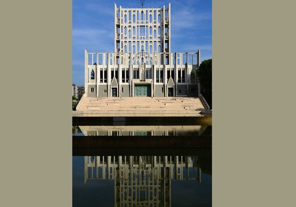 Cathédrale de Tarente, 1964-1970.