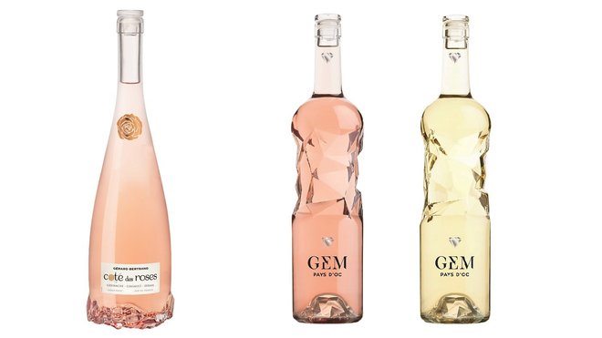 A gauche, projet commercialisé « Soirée A rosé » de Mélitine Courvoisier et bouteille Côtés de Roses de Gérard Bertrand, 2010-2013. A droite, projet commercialisé « Serac » de Leslie Dabin de Maison du Sud-Jeanjean, 2016.