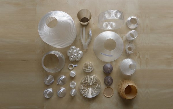 Échantillons de produits et matières réalisées grâce à l’impression 3 D dépôt de fil.