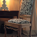 Louis XIII en chaise et en os. Car restaurer une chaise c'est simple avec Naked chairs!