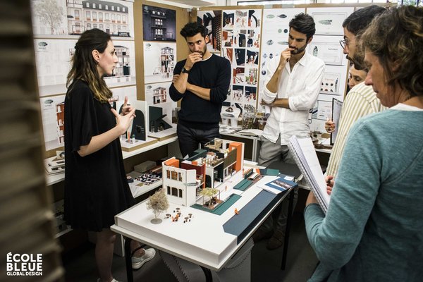 Jury pour l’oral de la formation en design global de fin d’études.