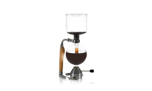Rétro. Un très bon café garanti, set cafetière à dépression, Mocca, et son réchaud à gaz, 129 €, Bodum, BHV.