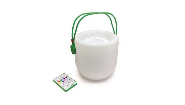 Baladeuse. De la musique partout dans la maison, enceinte sans fil et lumineuse, design Matali Crasset, 79,90 €, Thomson.