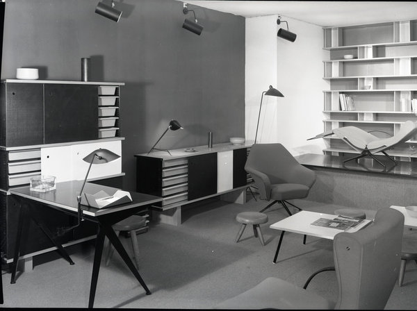 Photographie stand, Steph Simon, Salon des Arts Ménagers, Paris, 1959.