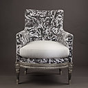 Camouflage Hiver : bois argenture à la feuille, galons gros grain : 720 mètres - tissu Eden Houlès pour le coussin d’assise - filet en coton blanc - clous nickel Mat Houlès