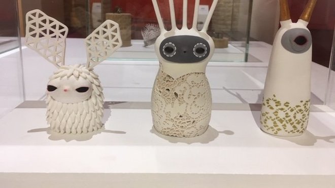 Dorothée Vantorre  3 personnages de 10 à 16 cm en pâte polymère.