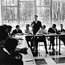 Inauguré le 9 juillet 1964 par le Général de Gaulle, le nouveau site d’HEC accueille les étudiants depuis plus d’un demi-siècle à Jouy-en-Josas.