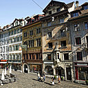 Dans la vieille ville de Lucerne, quelques façades peintes.