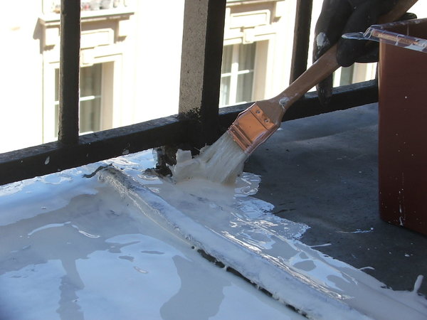 Etape 10 : traitement des points singuliers à la brosse coudée.