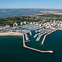 Deux objectifs pour ce chantier : agrandir le port et installer une population de façon pérenne.