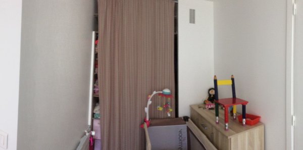 Avant : dans la future chambre de l’adolescente, un coin non exploité.