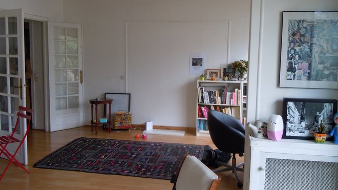 Avant les travaux : un double volume mal exploité sans rangement intégré.