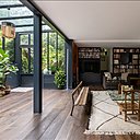 L’espace salon profite du volume et de la lumière de l’extension. L’espace salon profite du volume et de la lumière de l’extension.