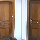 A gauche, avant : sur la porte palière d’immeuble haussmannien, l’ancien pommeau a été arraché. Après à droite, le nouveau pommeau étincelant ou bouton de tirage de porte palière est installé.