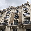 La crise sanitaire demeure un des premiers vecteurs des comportements immobiliers des Français et retarde les transactions des plus prudents ou accélère au contraire les déménagements des plus volontaristes de nos concitoyens.