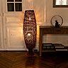 Oblongue et sculpturale, la lampe à poser Malai donne une ambiance douce par son éclairage tamisé, dans l’angle d’un salon, le coin d’une entrée ou encore sur une terrasse abritée.