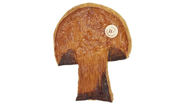 Originale et salée, Hugo & Victor proposent une galette des Rois garnie d’une duxelles de champignons de Paris et de truffe noire Melanosporum.