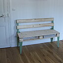 Du Passé au Présent propose un choix large de coloris pour offrir des montants et piétements personnalisés. Du Passé au Présent propose un choix large de coloris pour offrir des montants et piétements personnalisés.