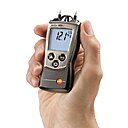 Très facile à prendre en main, le testeur d’humidité affiche immédiatement le résultat.