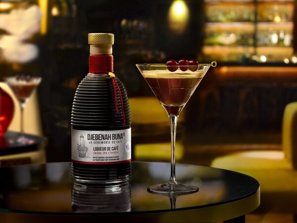 Parfumé et sans aucune amertume, la liqueur de café Djebenah Buna a inspiré le barman David Palanque pour imaginer le cocktail Masha, sorte d’Irish Coffee revisité.